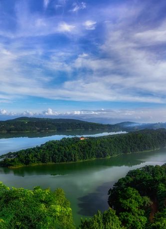 Shillong Tour Package with Waterfalls and Scenic Views